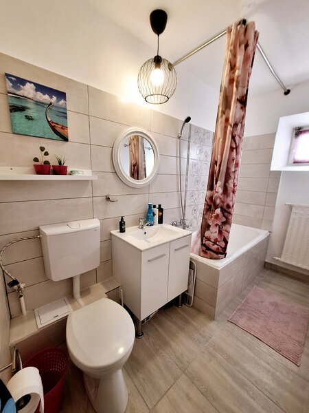 Vitan, sector 3, la 2 min. Mall Vitan, la 8 min. metrou M. Bravu