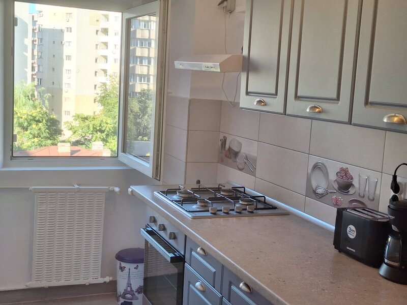 Vitan, sector 3, la 2 min. Mall Vitan, la 8 min. metrou M. Bravu